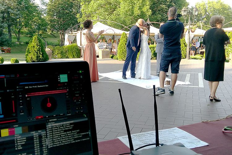 DJ сватба в София