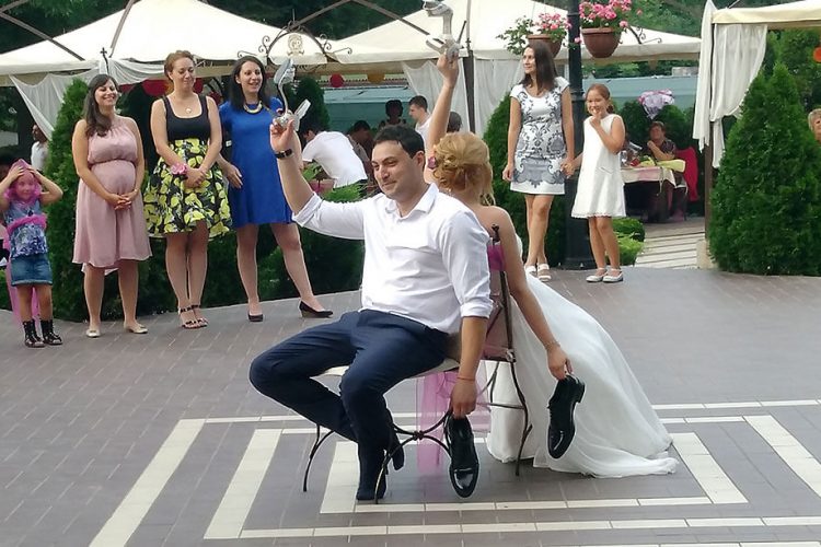 ДиДжей в София за сватба
