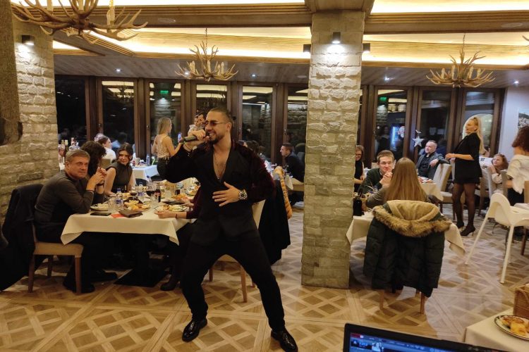 Дисководещ за новогодишно тържество в хотел Морени